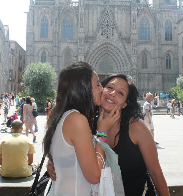 Sandrita_repi's tweet photo. Muchisimas Feliciidades a la mejor prima que tengo @EDM_29 ven pronto que se te echa de menos, te quiero mucho ♡♡ http://t.co/aWnsZAkpwh
