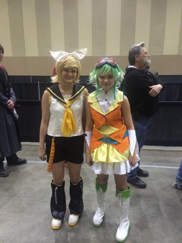 LEPFA's tweet photo. @ShutoCon has begun! Here's some cool costumes we spotted this morning! #LansingCenter #ShutoCon #LoveLansing http://t.co/f8WMVYyoO5