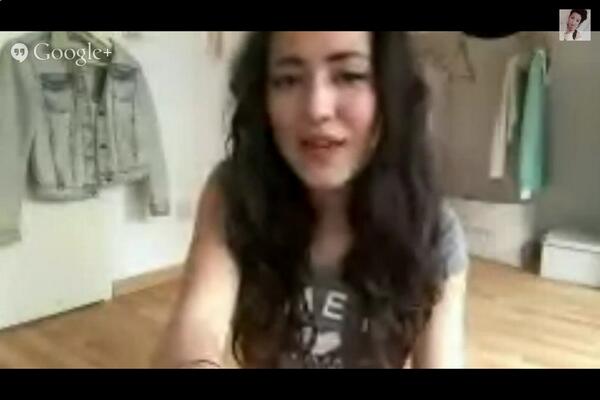 EsmeeDoppenberg's tweet photo. Livestream van @Lifesplash terugkijken ☺️ http://t.co/Bn9ZOF5fWv