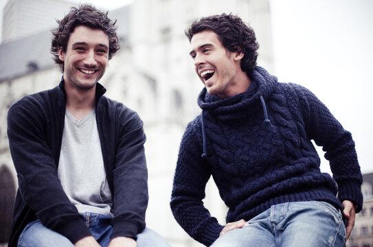 C8TV's tweet photo. Lundi matin, les @FreroDelavega @FloDeLavega @JeremyFrerot sont nos invités dans #LeGrand8 en direct sur #D8 http://t.co/m85DEFz6wz
