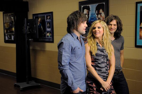 <a href="/thebandperry/">The Band Perry</a> plans a little 'head-banging' at the <a href="/ACMawards/">ACM Awards</a>. tnne.ws/1ja0Cw8  #country #vegas @TNMusicNews