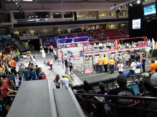 FRC3729's tweet photo. Way to get the ball - shoots &amp; scores!  ..good WIN 145 - 88 @Black Hawk Robotics - Team 3310 http://t.co/fmsMOUvAZo