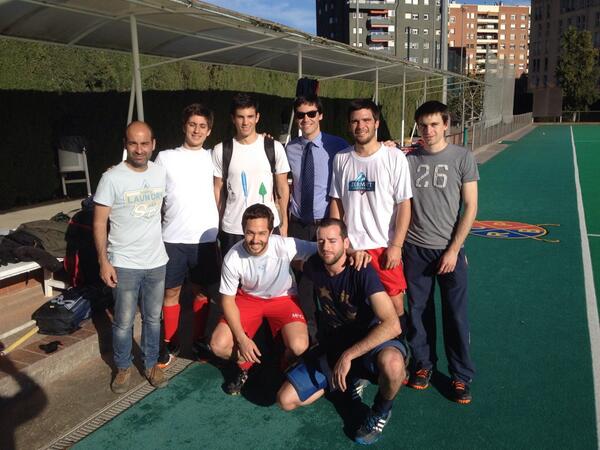 Buen entreno de penalty esta tarde con visita especial del presi #donadeu #2puntos #trabajo #ganar #dhb