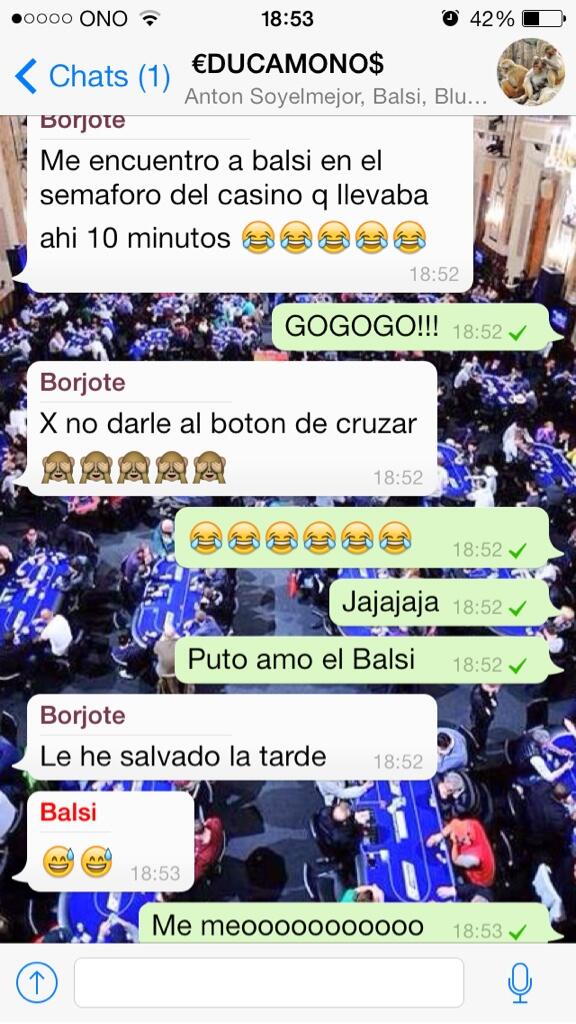 Micalet84's tweet photo. Apunto d q @balsiquenho denuncie al ayto d Valencia xo llego @borjote a tempo xa evitarlo, #epic #axodalealbotonpijo http://t.co/YbYJKgj1am