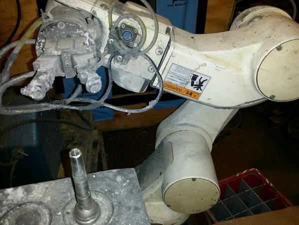 Robot at work. #tubamouthpiece #trumpetmouthpiece #frenchhornmouthpiece #trumpetmouthpiece #euphoniummouthpiece