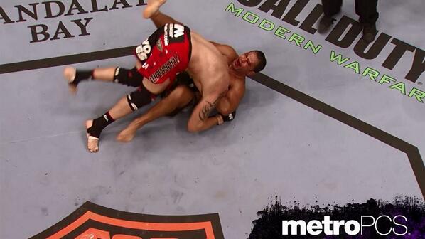 .<a href="/MinotauroMMA/">Rodrigo Nogueira</a> sweeps Tim Sylvia and locks in a submission to become the interim HW champion: at.ufc.com/rWTn