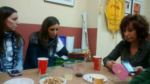 Falla_Patriarca's tweet photo. Primera reunió de la nova junta directiva http://t.co/s5veqwso3e