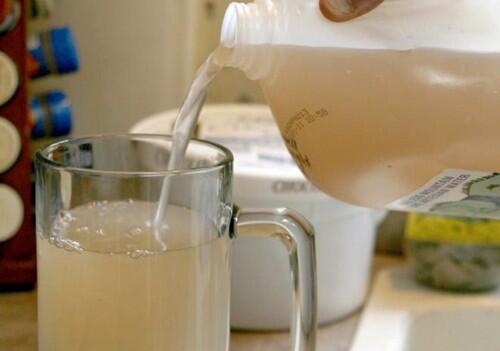 ecigcavern's tweet image. Would our councillors drink this water from a fracked well? change.org/petitions/mike… #shitchester #dee106 #fracking