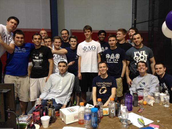 SEMO_Relay's tweet photo. The men of @PhiDeltSEMO are selling bag games for just a dollar! Loser pays though.... #SEMOFightsBack http://t.co/uhDZHgoAXh