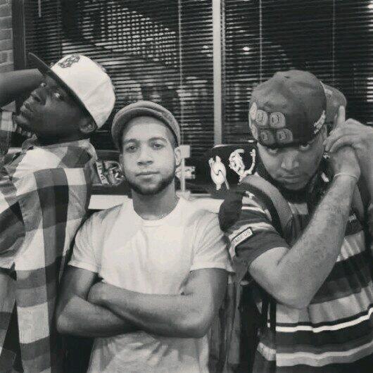 JuneLyfe tweet media