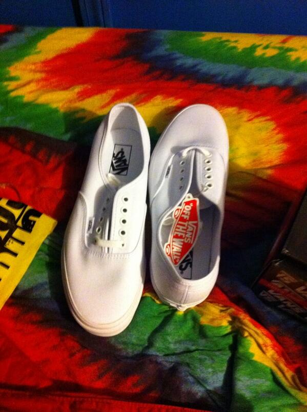 MillyysWRLD's tweet image. #PickUpToday #PromShoes