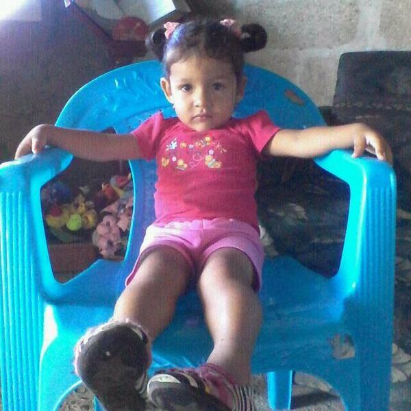 Ella... mi bb..te super amo mi reina!!te amo... JG.....mi bb preciosa...