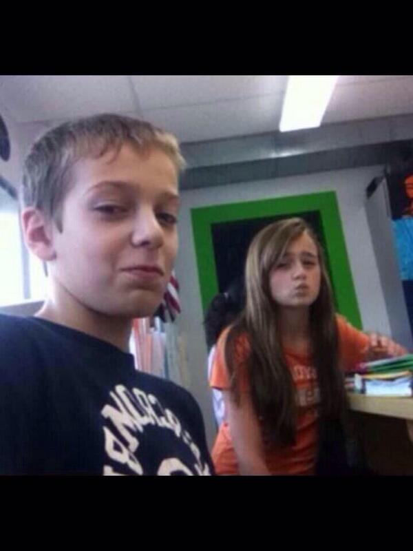 NotHenryStone's tweet image. Tb to my main I still luv you @BrownLillyyy4