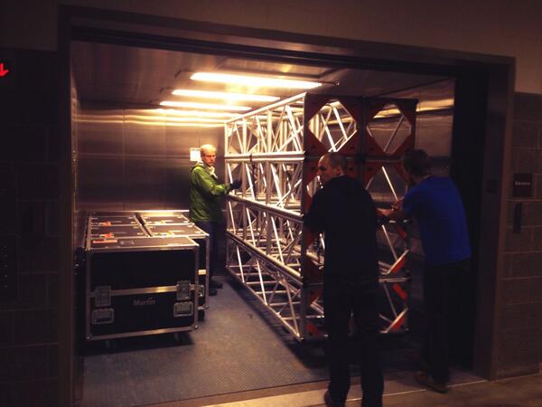 andrewbheffner's tweet image. Helped unload 5 giant trucks full of gear tonight for the National show tomorrow. #oldtimesake #familybusiness