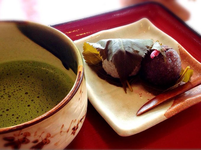 京都の春スイーツ 桜餅 を食べ比べ 嵐山さくら餅 稲 はんなり京都観光