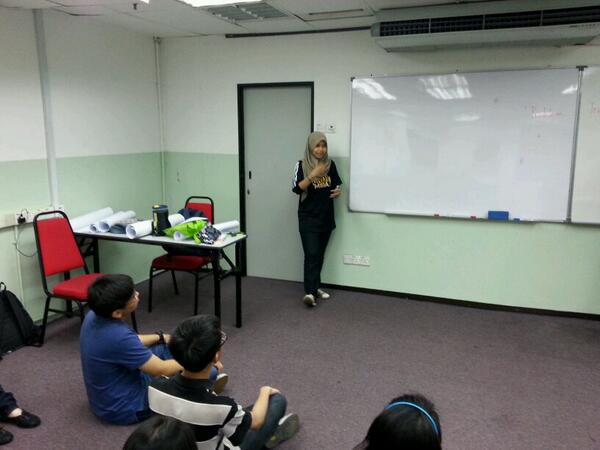 UndiMsia's tweet image. #idolademokrasi 56 : Help University aida conducting #problemtreeanalysis