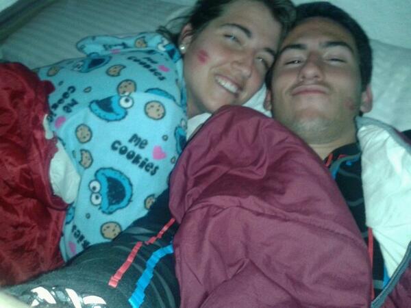 pedriguel's tweet photo. buenas noches @a1b1t4 http://t.co/03ThE8WpJJ