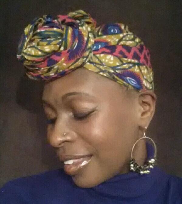 SimplyNefi's tweet photo. This friday's look...Counter attacking mother nature's bad mood...#injectcolor#norainydays4me http://t.co/1tO3KuwmiY