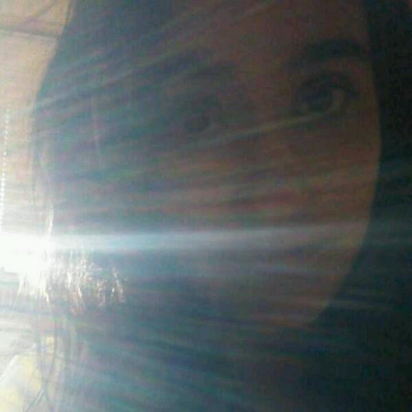 bbartlett126's tweet photo. Natural sunlight 🌞✨💖 #nomakeup #nofilter http://t.co/9JPMkZndPe