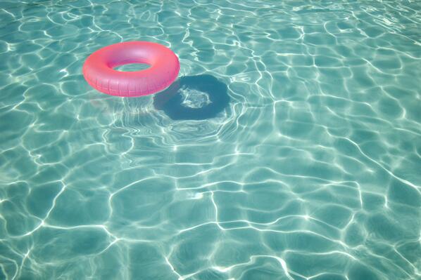 PhxPavers's tweet image. #PoolSafetyTips -Water Safety Can Reduce the Number of Pool Drownings in Arizona: qoo.ly/ik2r