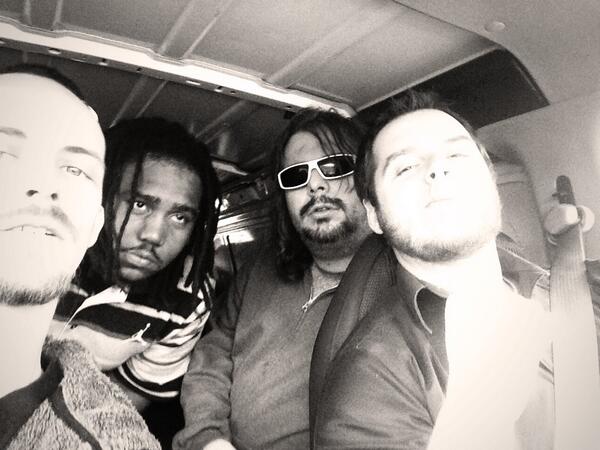 Heading to the home of The Statler Bros to play at Byers St. Stoked. 64 all dat way. 
#BoatVanPix 
#FlowersOnTheWall