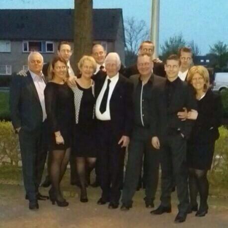 Bas_DJBY's tweet photo. Wat heb ik toch een top familie ❤️ http://t.co/s3tcZMhwgf