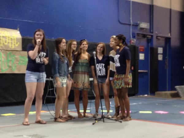 DukeRFL's tweet image. Out of the Blue performing now!! @dukeOOTB