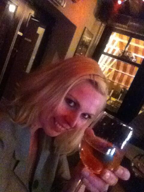 Den1seh's tweet image. Nu het nog kan... #blush van @cavador Op naar een nog betere lieve Daan! Bij mijn lieve neefje in @tNonnetje