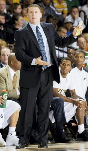 Rice is right for Rhoades: Former <a href="/LVC/">LebanonValleyCollege</a> standout gets Owls' top job
bit.ly/1heaZR7