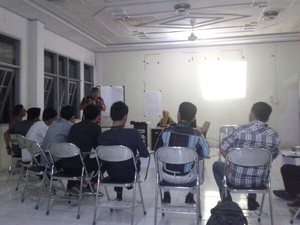 HMI Cabang Pekanbaru (@hmi_pekanbaru) on Twitter photo Peserta serius amati kanda kun beri materi NDP #scHMIpku <a href="/PBHMIorg/">PB HMI</a> <a href="/perkaderan/">Yayasan Perkaderan Insan Cita</a> @muhammad_ers <a href="/infoHMI/">Info HMI</a> <a href="/hmiprogresif/">HMI PROGRESIF</a> Peserta serius amati kanda kun beri materi NDP #scHMIpku <a href="/PBHMIorg/">PB HMI</a> <a href="/perkaderan/">Yayasan Perkaderan Insan Cita</a> @muhammad_ers <a href="/infoHMI/">Info HMI</a> <a href="/hmiprogresif/">HMI PROGRESIF</a>