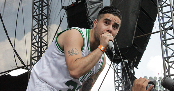 ExaFM's tweet photo. -@reypila en el #VLXV. Checa la galería: http://t.co/MLuDe7gPPH http://t.co/KNcD6qS7Ak