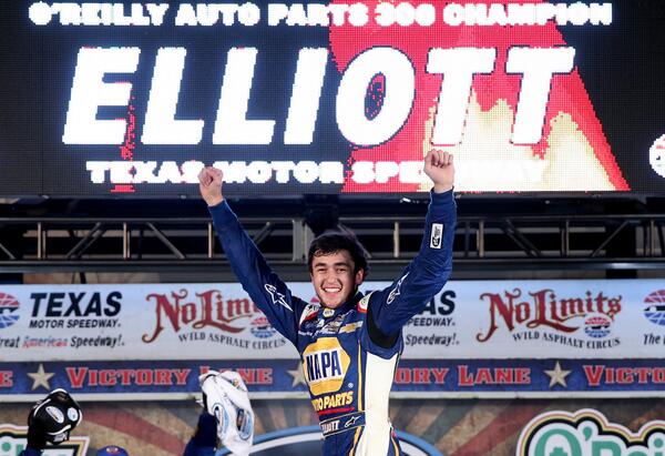 NASCAR's tweet photo. Retweet to congratulate 18-year old @chaseelliott on his 1st career @NASCAR_NNS win! http://t.co/3pmPD8Bfvf