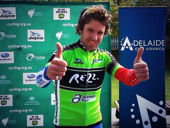 PelotonSports's tweet photo. Stg 3 complete with @camopeterson just getting caught at the end but taking the sprint jersey #adelaidetour http://t.co/KYLYMvltmm
