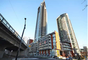 SilverSKim's tweet photo. Come visit my Open House @TheMarkYaletown 1372 Seymour.  2 bed 2 bath 790 sq/ft on Sat 2-4 and Sun 1-3 asking $559000 http://t.co/RIITyf44P3