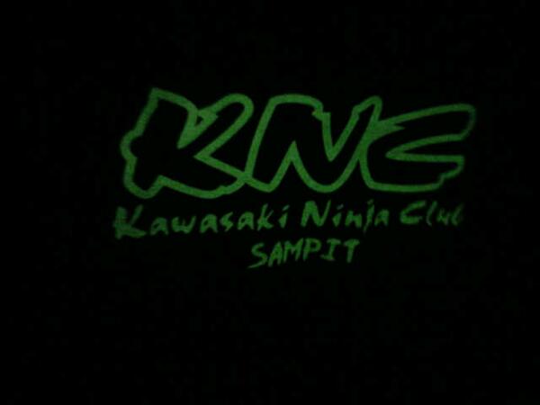 babesablonyoi's tweet photo. Sablon Glow In The Dark 
http://t.co/ukPonsn2DY http://t.co/VQIj43VoF0