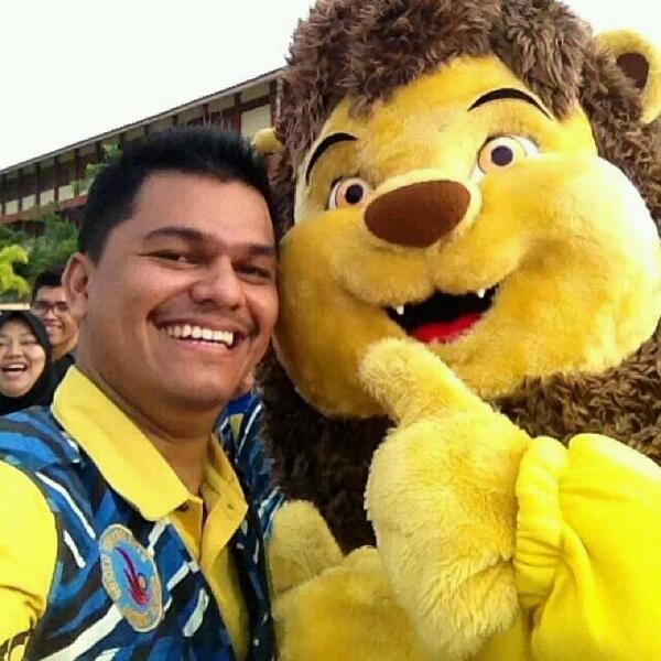 Dah dapt ke? <a href="/syafikns/">Syafik</a> <a href="/sinjukuyap/">sinjuku</a> <a href="/KhoyYan/">Chuah Khoy Yan</a> @jlknhq <a href="/ismailsyah24/">ismail adam</a> <a href="/GohHweeHwa/">《《《 GOH 》》》</a>  <a href="/zeekay15/">Kucing Gebu</a> <a href="/cecilia5426/">CECILIA RAJ</a> <a href="/idamoerni/">idamoerni</a>