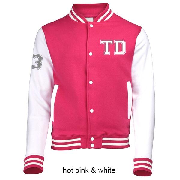 SamenHip's tweet photo. Mooi baseball jacket met eigen ontworpen opdruk? Dat kan! http://t.co/jSxmvSZLLY http://t.co/TACy9STWuW