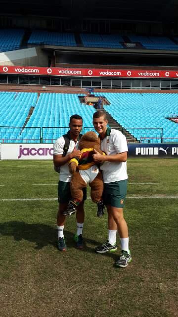leavielgouws's tweet photo. At Loftus Versveld loved the family atmosphere @andricooper http://t.co/aT3YJGg9Rs