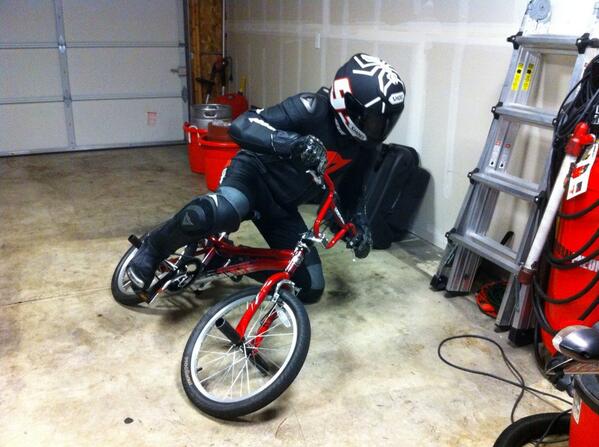 sloassevo8's tweet photo. Hardcore break in on my new @dainese leathers and @marcmarquez93  helmet :-) http://t.co/XeO3rnwf79