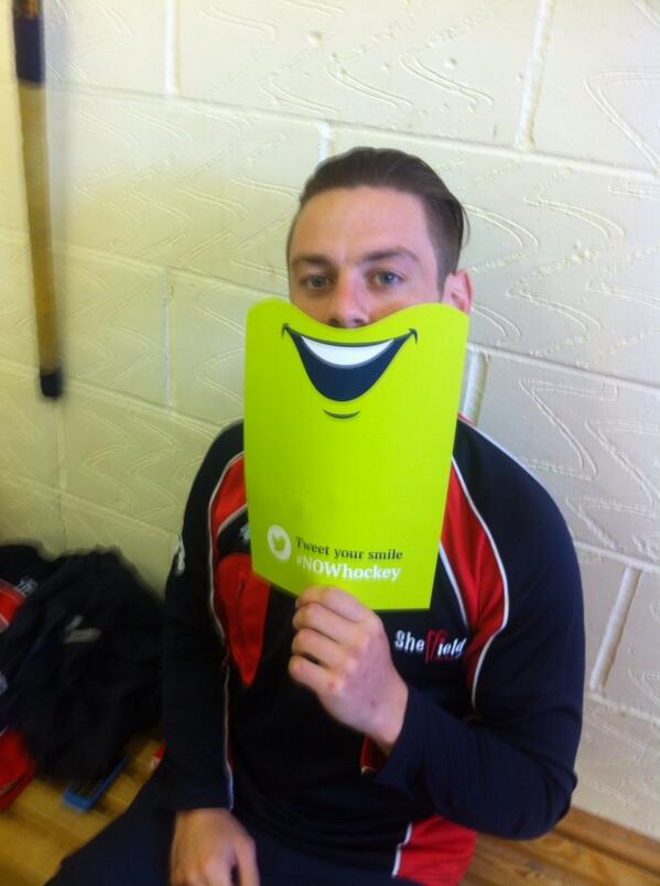 masutherland9's tweet photo. Happy to be at playoffs #tweetyoursmile @EnglandHockey http://t.co/kYS3HZjLpL