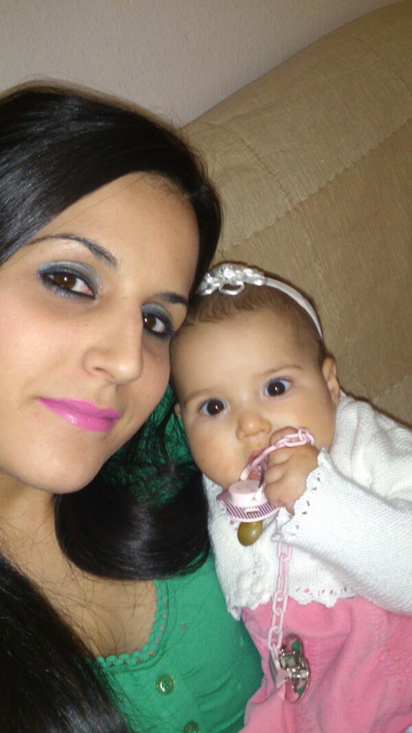 yolicl88's tweet photo. Mi princesa y yo http://t.co/gW4YrTxAep