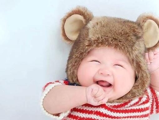 天使な かわいい赤ちゃん Twitterren くまの帽子をかぶった赤ちゃん 可愛すぎ ヽ ノ T Co Awehxddc8u