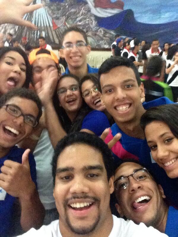 YaoRD's tweet photo. #yaoaminutetowinit #santodomingo #selfie http://t.co/KTvALpU2Mk