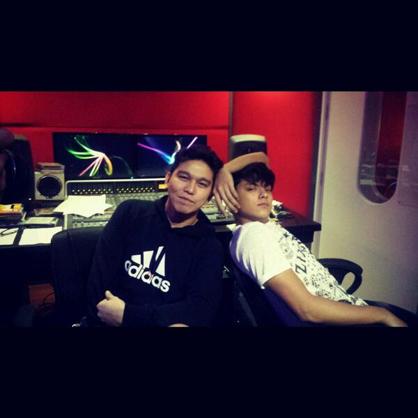 KathNielsters's tweet image. "@roxsantos: With @imdanielpadilla #SaturdayWork #BtsShoot #MusicProduction http://t.co/S9gpL5xkJR" -gelay