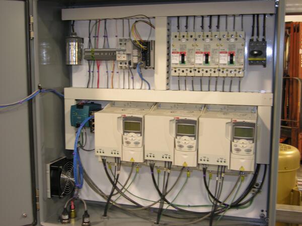 DeltaPCarver's tweet photo. DeltaPCarver manufactures Custom Control Panels for existing pumping systems as well as variety of HVAC Applications http://t.co/feRV56VCzI