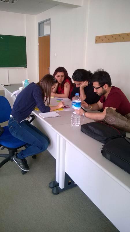 Userspots's tweet image. Ux weekend Odtu 2. Gününde startuplar ile çalışmaya baśladik! #ux #UXWeekend