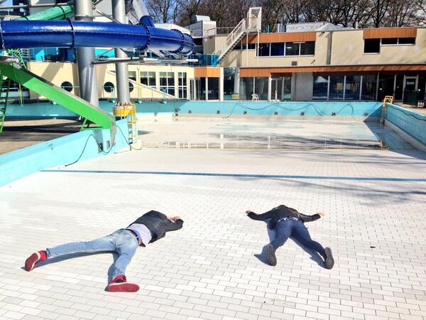 Betekent dit het einde van Monique en Tim? Ze waagden een sprong in het diepe.... #optreden #Tikibad #Duinrel <a href="/100pnl/">100% NL</a>