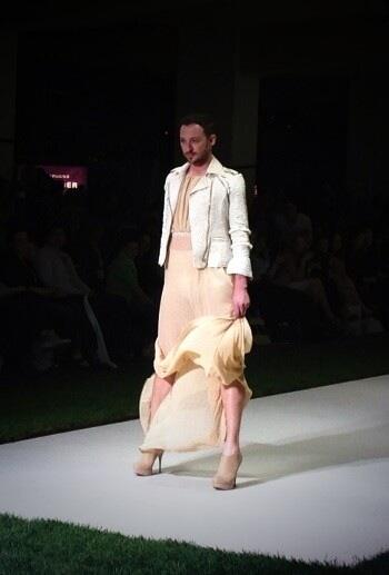 FASHIONDAYSMAG's tweet photo. FASHIONDAYS rock! @MarcelOstertag in action http://t.co/bgd9B4eviP