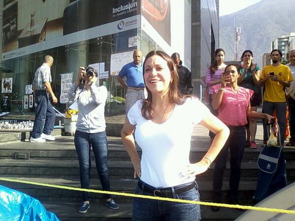 “<a href="/JovenesVzlanos/">Jovenes Venezolanos</a>: <a href="/mariacorinaYa/">María Corina Machado</a> Con nosotros en la ONU ! Valiente! ”