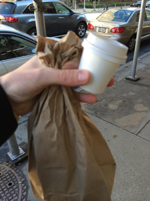 thekillvankulls's tweet photo. Brooklyn coffee and bagel!! Yeah http://t.co/9hyXks6BbC